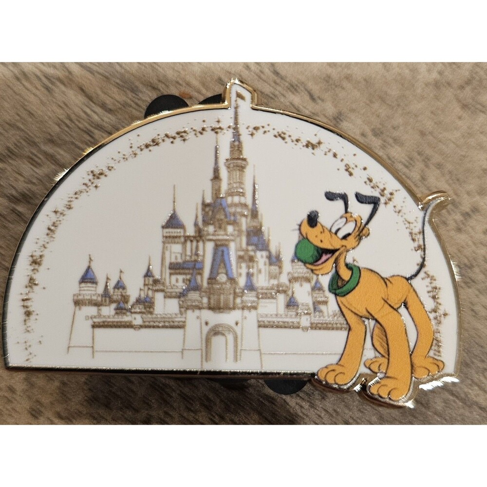2026 D23 TWDCS The Walt Disney Company Store Castle Collection Pin Pluto ONLY